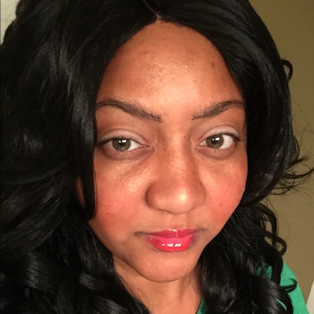 Meet your Posher, Nita